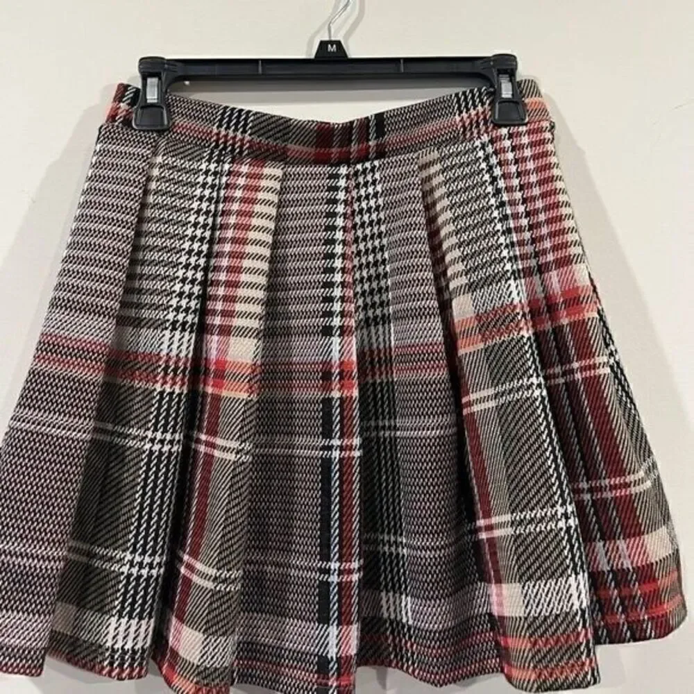Just Polly Juniors' Plaid Pleated Skater Skirt Pink Plaid Medium - Picture 3 of 5